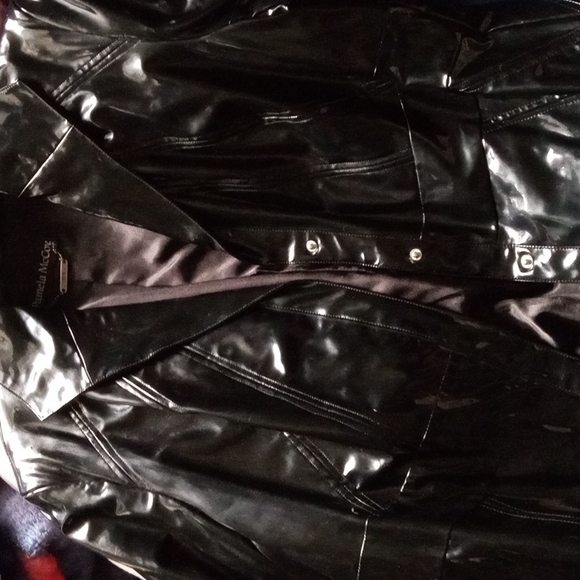 Pamela McCoy Jacket - Picture 4 of 7